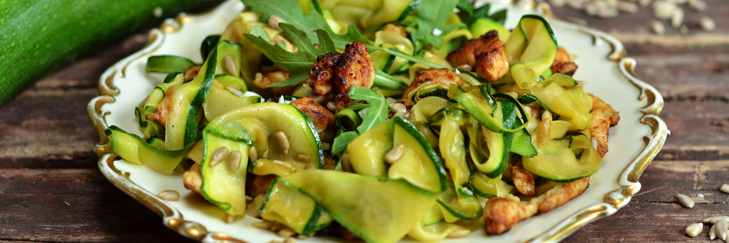 zucchinie_salat_1500_500