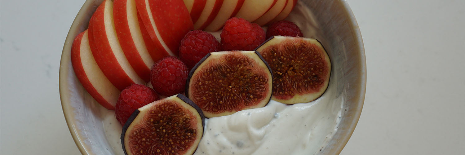 Magerquark mit Obst und Flavy Powder_1500x500