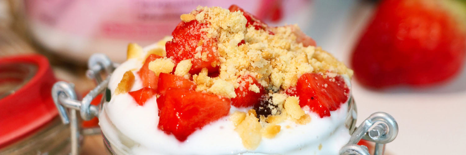 Strawberry_Cheesecake_Overnight_Oats_1500x500
